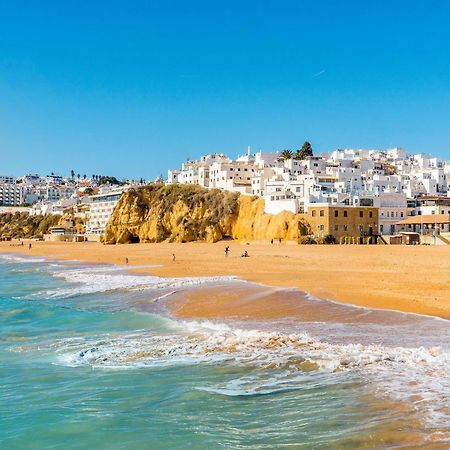Appartamento Albufeira Twins 1 With Pool By Homing Esterno foto