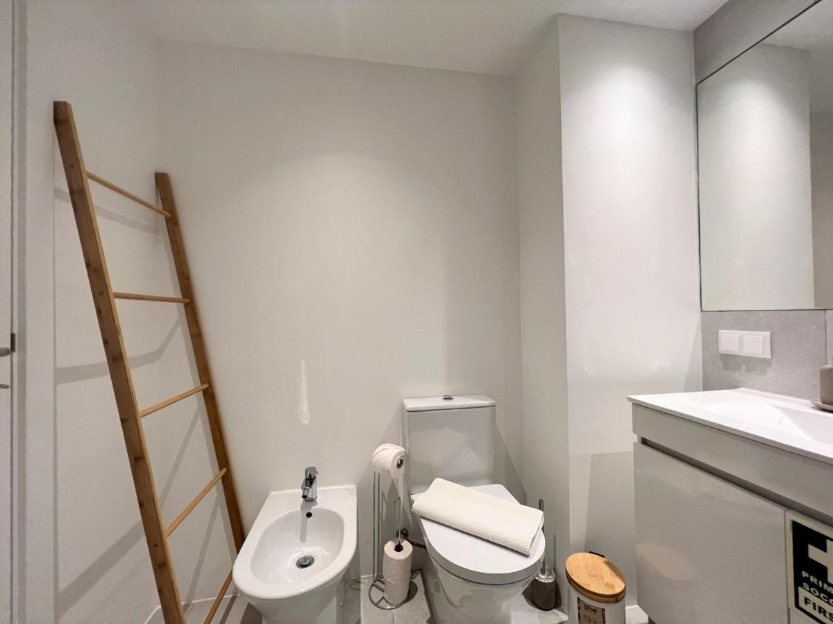 Appartamento Albufeira Twins 1 With Pool By Homing Esterno foto