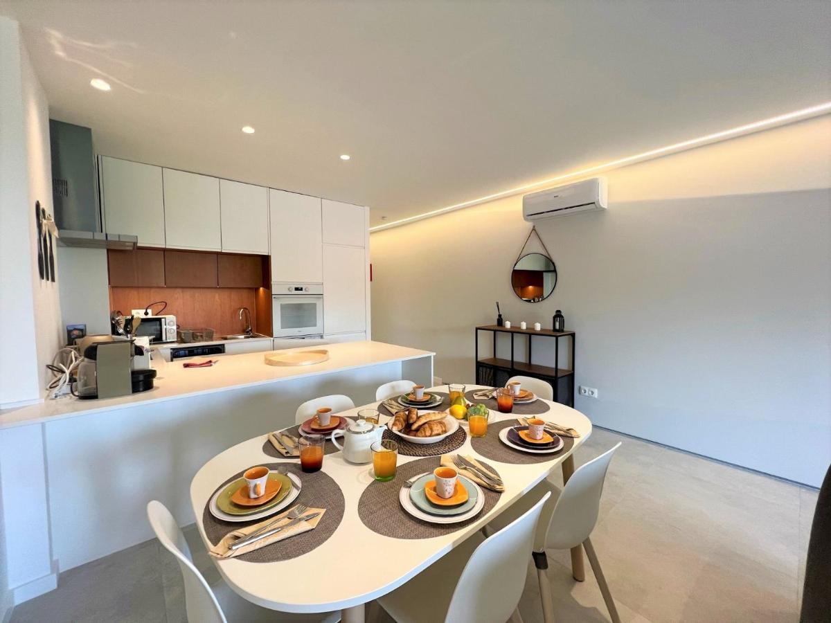 Appartamento Albufeira Twins 1 With Pool By Homing Esterno foto
